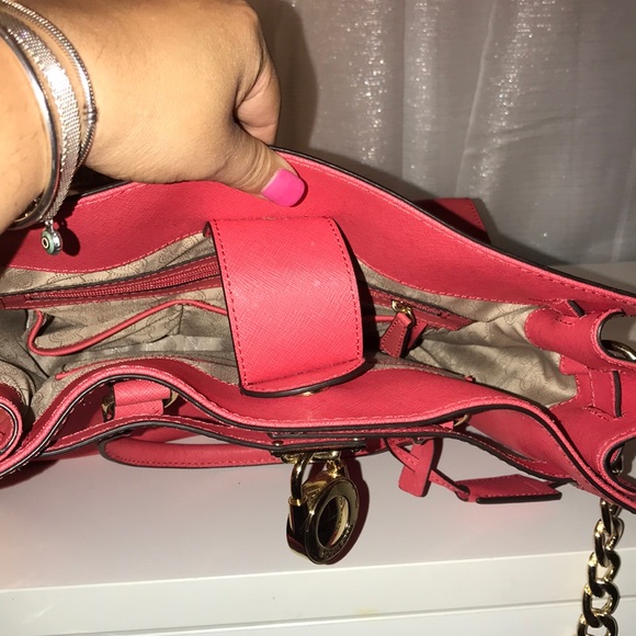 FINAL MARKDOWN!! Large Michael Kors shoulder bag - Picture 6 of 8